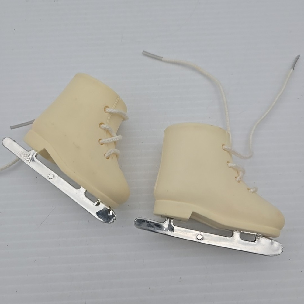 Our Generation Ice Skates for 18 inch Dolls Battat Off White Figure Skates